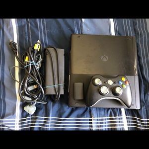 Xbox 360 w/ Controller + Keypad